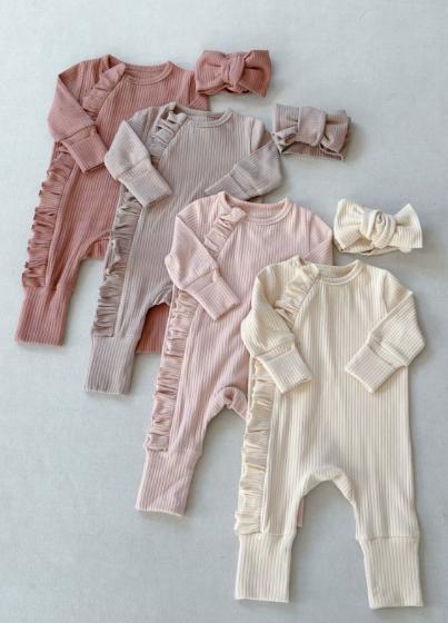 Ribbed onesie and bow