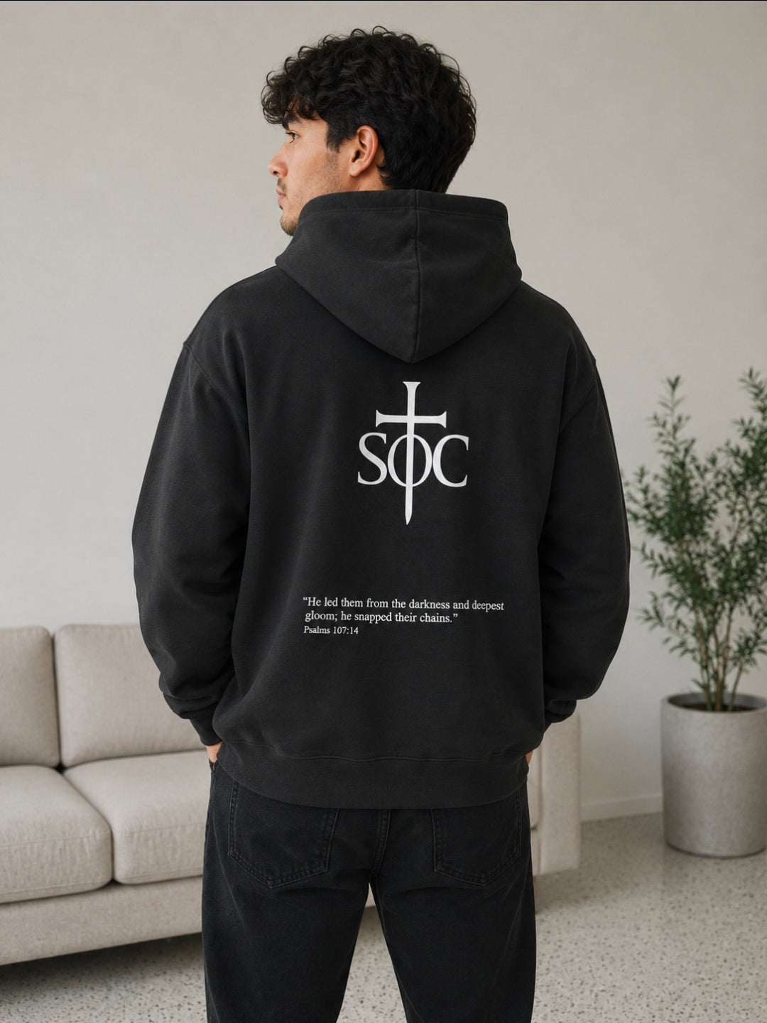 PSALMS 107:14 MENS HOODIE